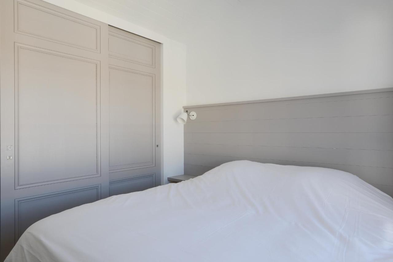 Joli Appartement Avec Magnifique Vue - Ilot 2 圣马丹德雷 外观 照片